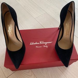 Salvatore Ferragamo Fiore Heels